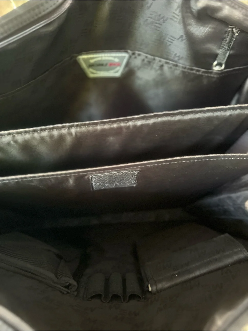Mobile Edge Black Laptop Tote Bag Messenger Shoulder Bag Faux Leather Y2K